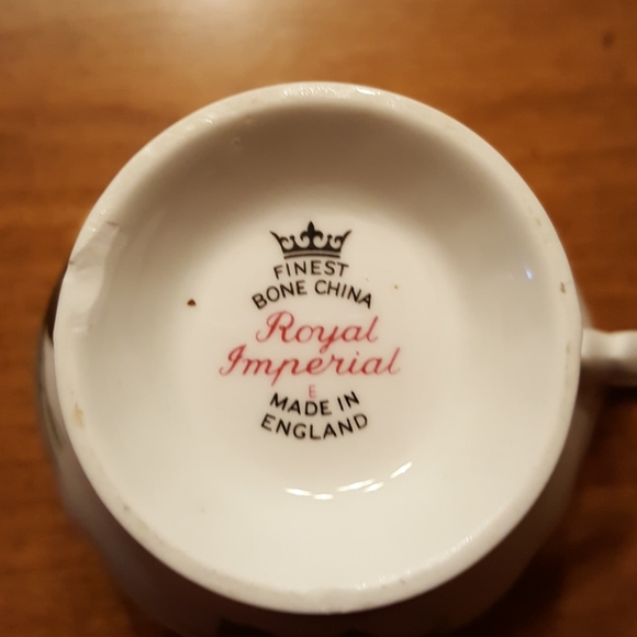 Royal Imperial bone china tea cup - Picture 3 of 5